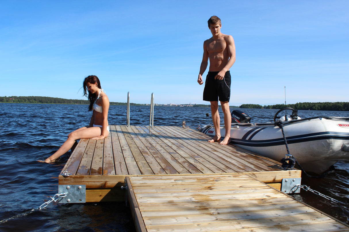 Flytebrygge bad 4x2m uten landgang